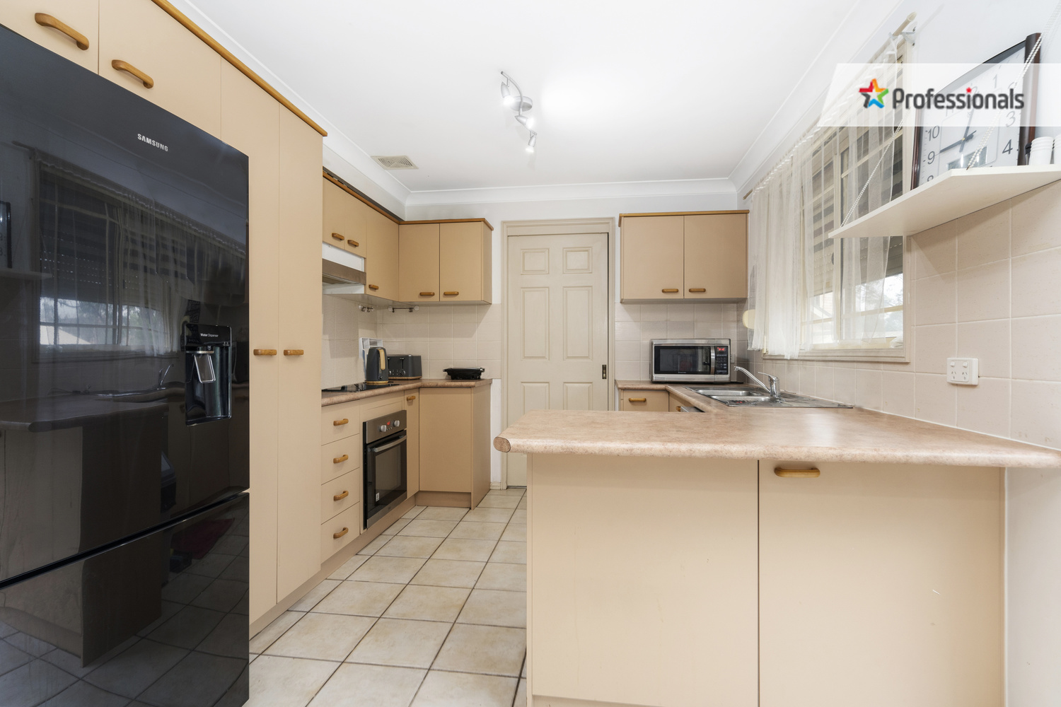 Sixth view of Homely semi-detached listing, 15 Clune Close, Casula NSW 2170