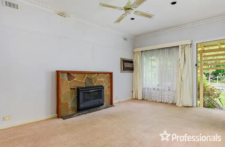 Third view of Homely house listing, 7 Trawalla Road, Croydon VIC 3136