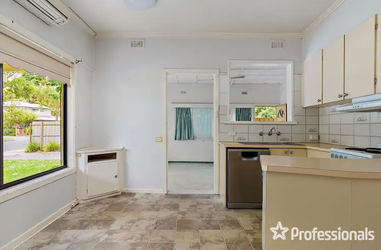 Sixth view of Homely house listing, 7 Trawalla Road, Croydon VIC 3136