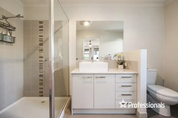 Fifth view of Homely house listing, 7 Killarney Court, Wodonga VIC 3690