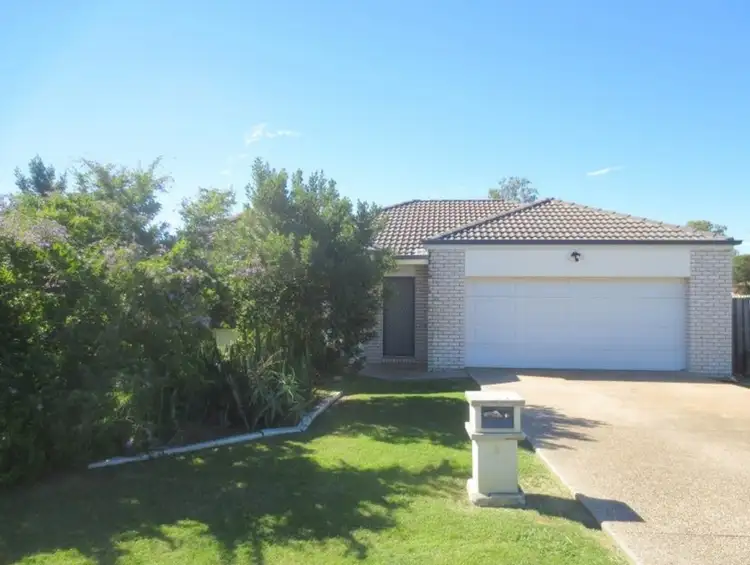 8 Williamson Place, Redbank Plains QLD 4301