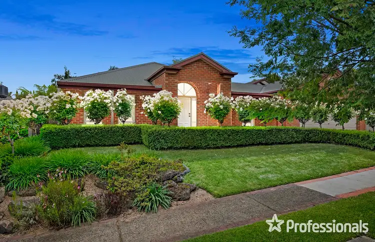 6 Meadowbank Avenue, Chirnside Park VIC 3116
