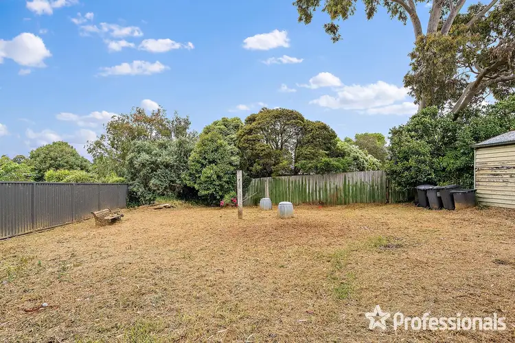 Sixth view of Homely house listing, 1 Nigel Court, Ringwood VIC 3134