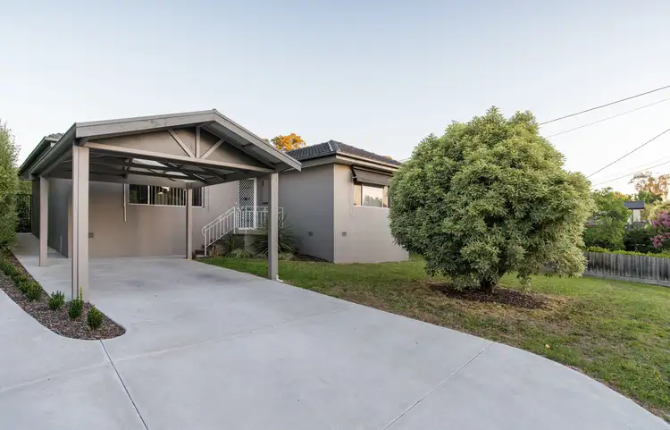 1/12 Saxon Drive, Mooroolbark VIC 3138