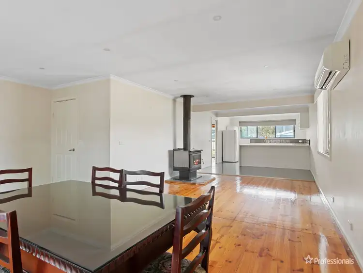 Fifth view of Homely house listing, 222 Park Road, Maryborough VIC 3465