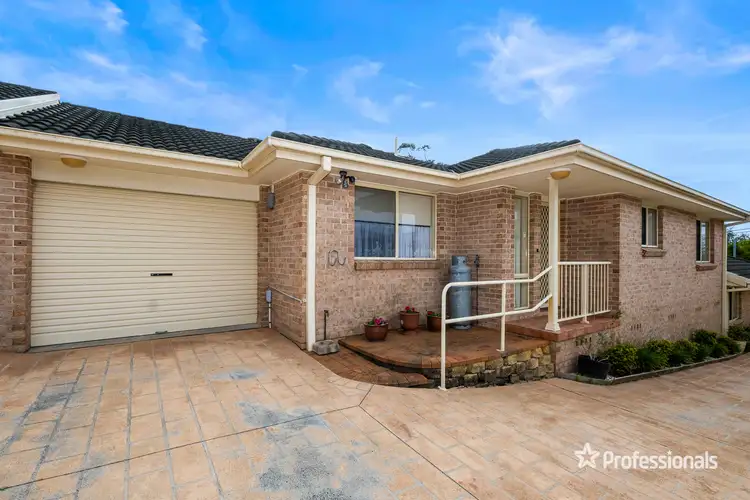 Main view of Homely unit listing, 2/21 Aubrey Street, Killarney Vale NSW 2261