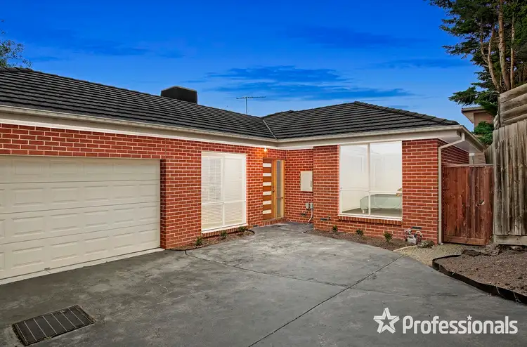 15a Sheldon Avenue, Mooroolbark VIC 3138