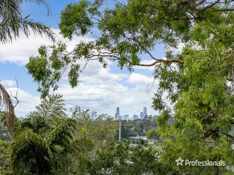 55 Plucks Road, Arana Hills QLD 4054