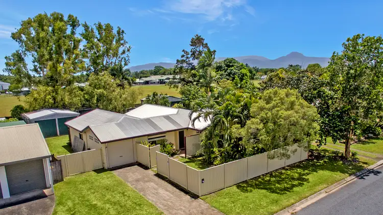 18 Bee Close, Bentley Park QLD 4869