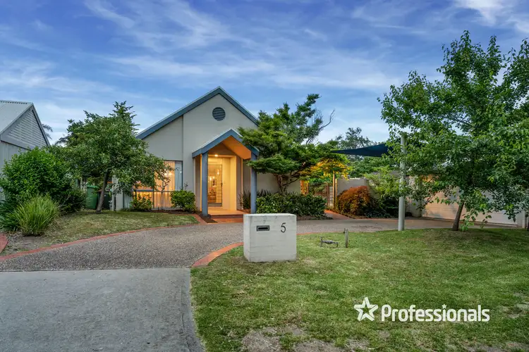 Main view of Homely house listing, 5 Bent Place, Wodonga VIC 3690