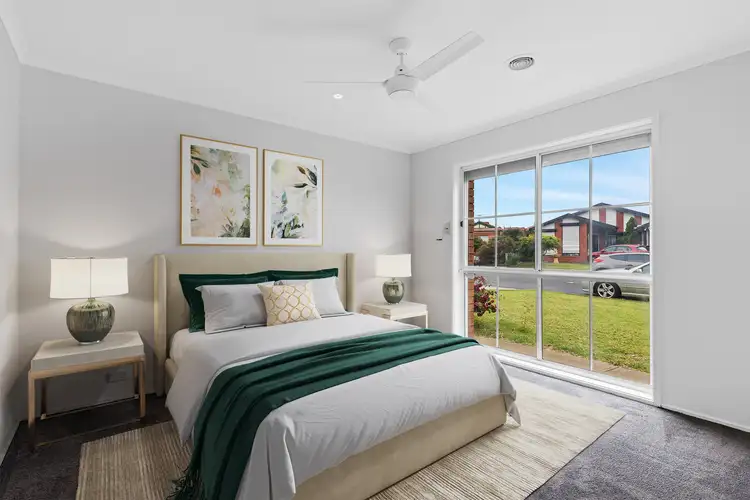 Fifth view of Homely house listing, 15 Lily Drive, Sydenham VIC 3037