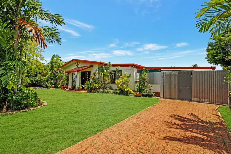 9 Stanton Road, Smithfield QLD 4878