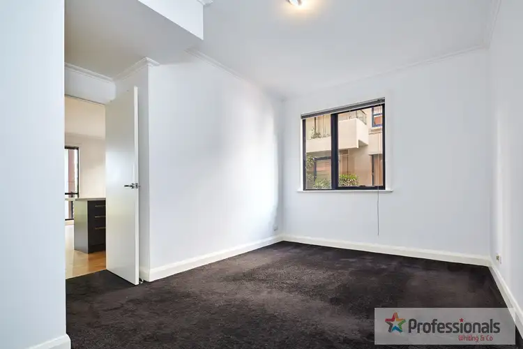Fifth view of Homely apartment listing, 7/10 Elaine Court, Richmond VIC 3121