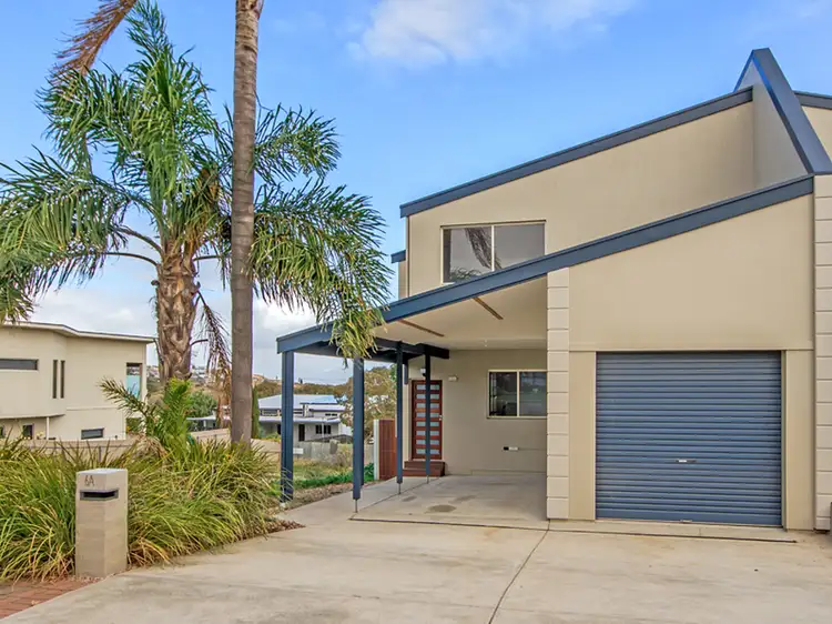 6a Fourth Avenue, Moana SA 5169