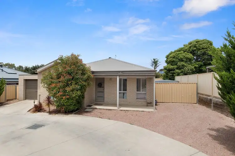 1/18a Emmett Street, Golden Square VIC 3555