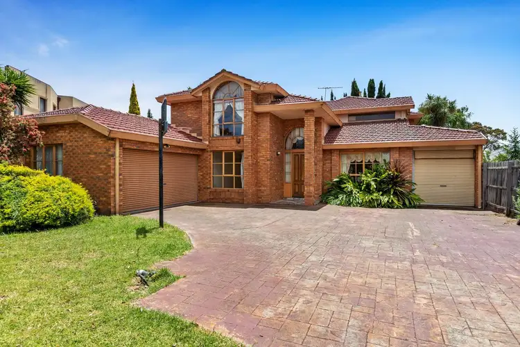 16 Birchmore Court, Taylors Lakes VIC 3038