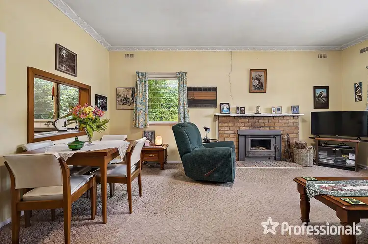 Fifth view of Homely house listing, 4-6 Sycamore Grove, Mount Evelyn VIC 3796