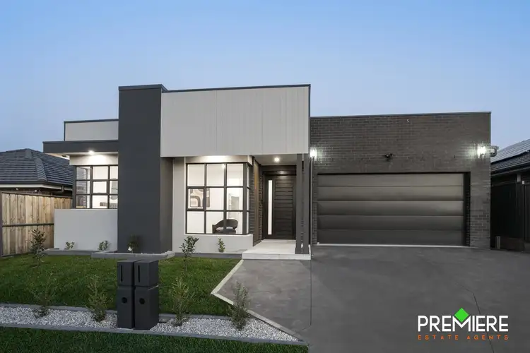 28A & 28B Fleece Loop, Oran Park NSW 2570