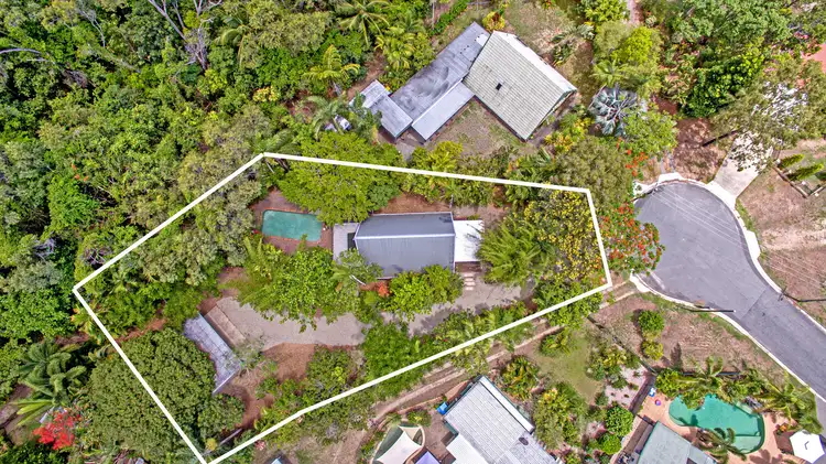 7 Latrobe Close, Trinity Park QLD 4879