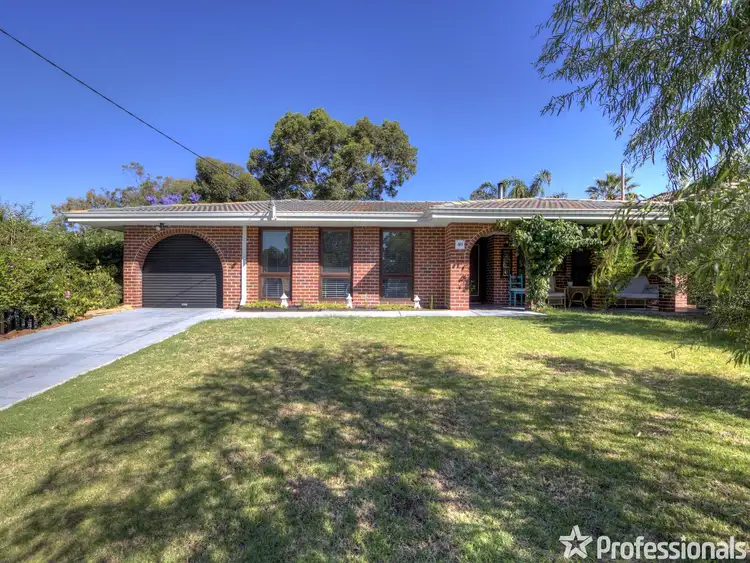 40 Waterloo Crescent, Lesmurdie WA 6076