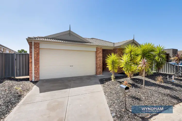 28 Arrowhead Street, Manor Lakes VIC 3024