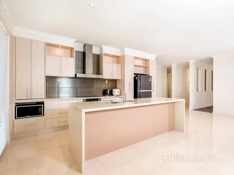 Third view of Homely house listing, 39 Cimmaron Way, Kialla VIC 3631