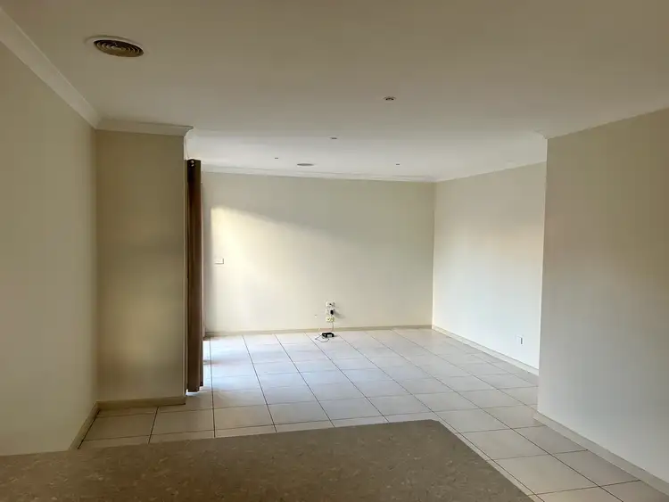 Third view of Homely unit listing, 2/6 Ortolan Avenue, Broadmeadows VIC 3047