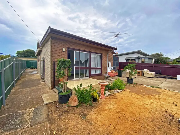 31 Deemster Avenue, Christies Beach SA 5165