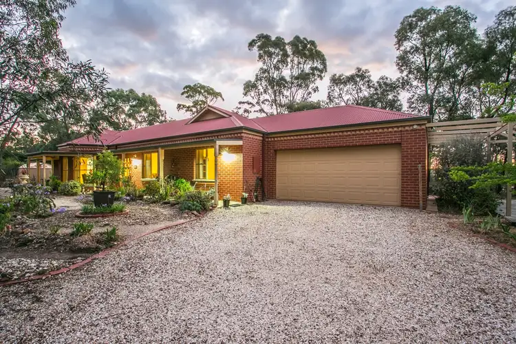 34 Braeside Drive, Junortoun VIC 3551