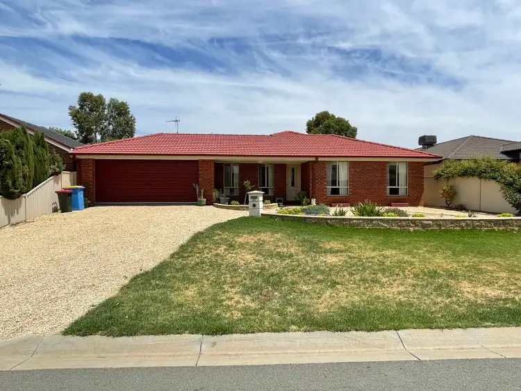 23 Maple Crescent, Numurkah VIC 3636
