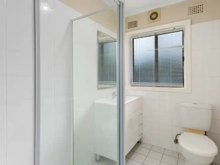 Sixth view of Homely unit listing, 3/10 Kiandra Road, Woonona NSW 2517