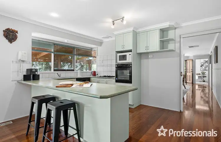 Sixth view of Homely house listing, 18 Wyuna Walk, Mooroolbark VIC 3138
