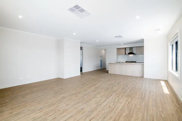 Fifth view of Homely house listing, 10 Marsanne Street, Shepparton VIC 3630
