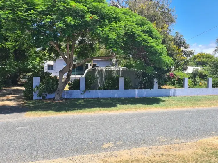 74 Limpus Avenue, Keppel Sands QLD 4702