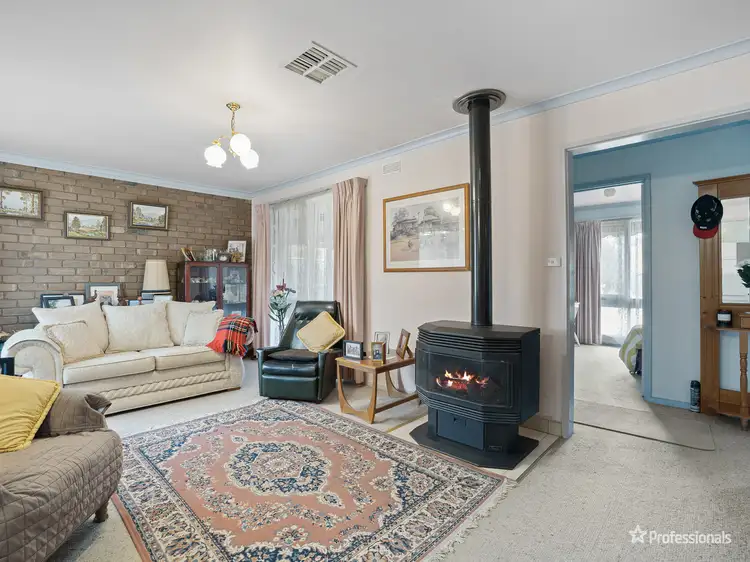 Second view of Homely house listing, 109 Queens Avenue, Maryborough VIC 3465