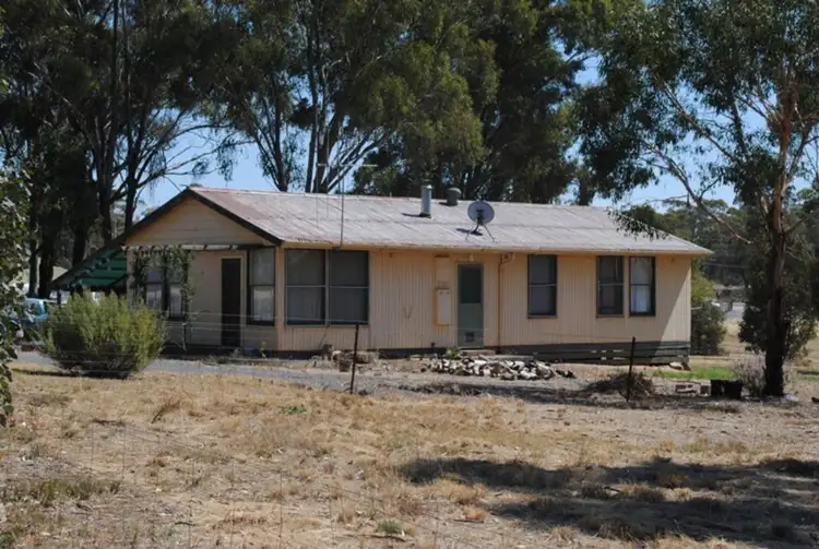 33 Flagstaff Lane, Maryborough VIC 3465