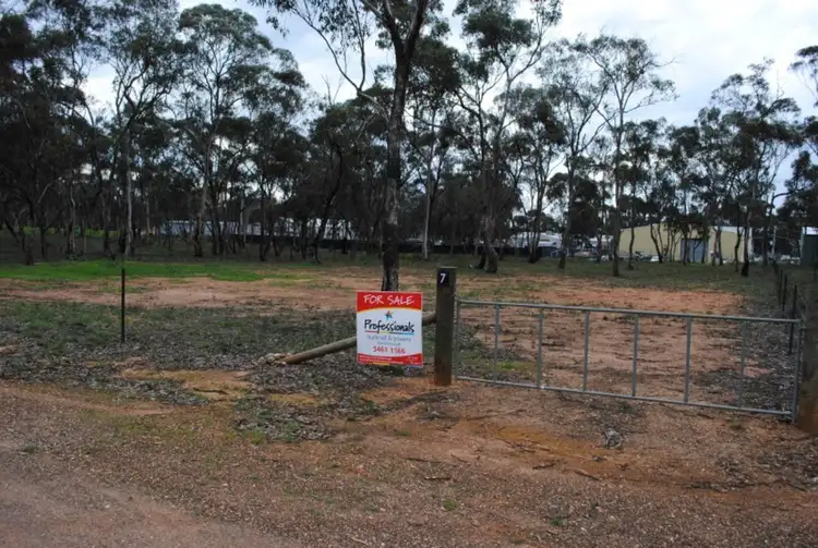 7 Jeffs Street, Maryborough VIC 3465