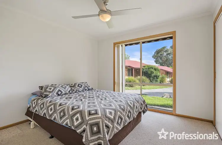 Sixth view of Homely unit listing, 3/8-9 Hyde Park Walk, Mooroolbark VIC 3138