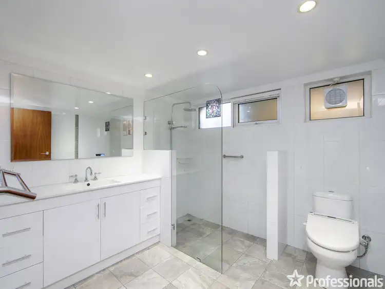 Seventh view of Homely house listing, 2 Beaufortia Street, Forrestfield WA 6058