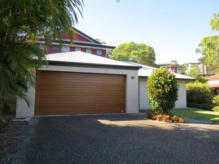 2/1 Durroon Court, Ocean Shores NSW 2483