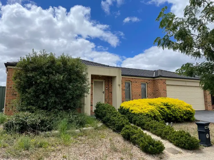 16 Narmara Mews