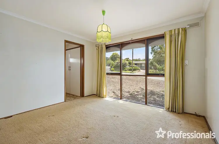 Sixth view of Homely house listing, 18 Greenwood Drive, Launching Place VIC 3139