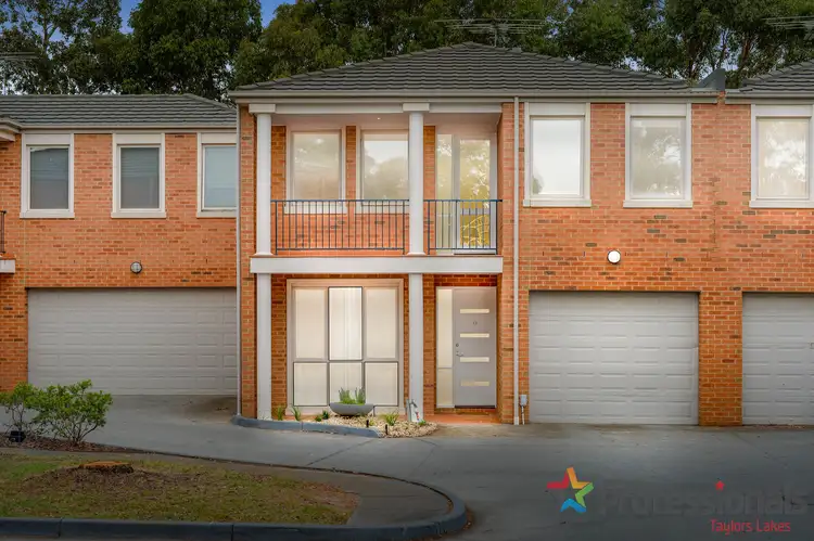 17/19 Overton Lea Boulevard, Sydenham VIC 3037