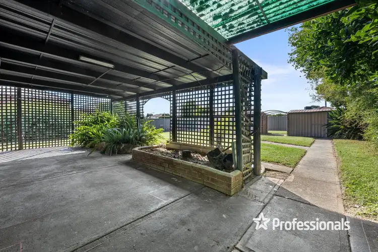 Fifth view of Homely house listing, 2 Universal Court, Wodonga VIC 3690