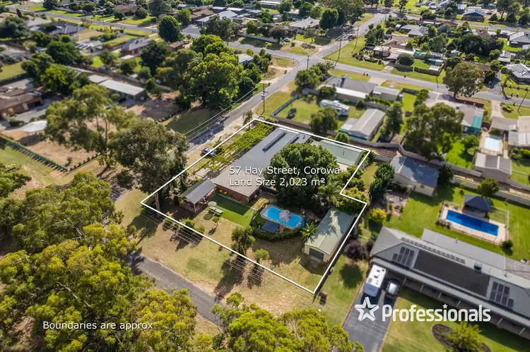 57 Hay Street, Corowa NSW 2646