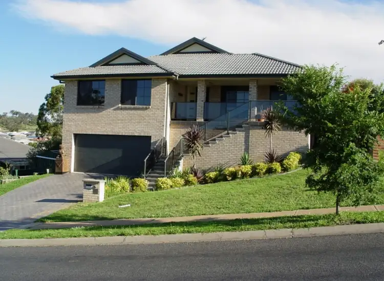 27 Bloodwood Road, Muswellbrook NSW 2333