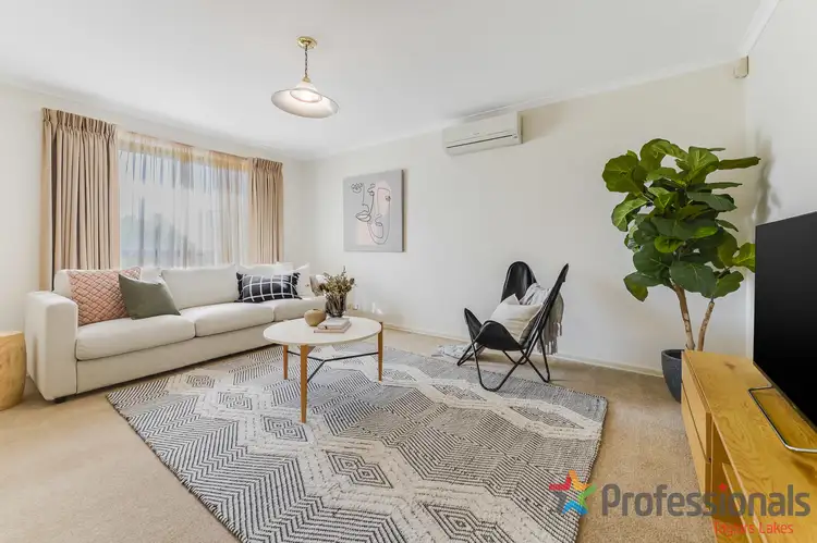 Third view of Homely unit listing, 1A Kiwi Retreat, Keilor Downs VIC 3038