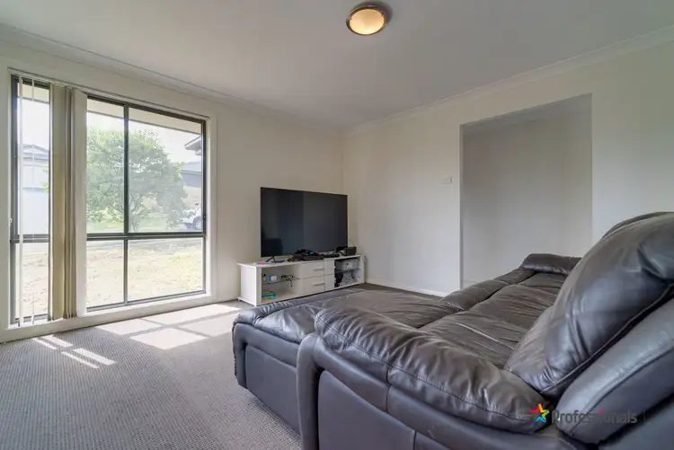 Fourth view of Homely semi-detached listing, 5 Chivers Circuit, Muswellbrook NSW 2333