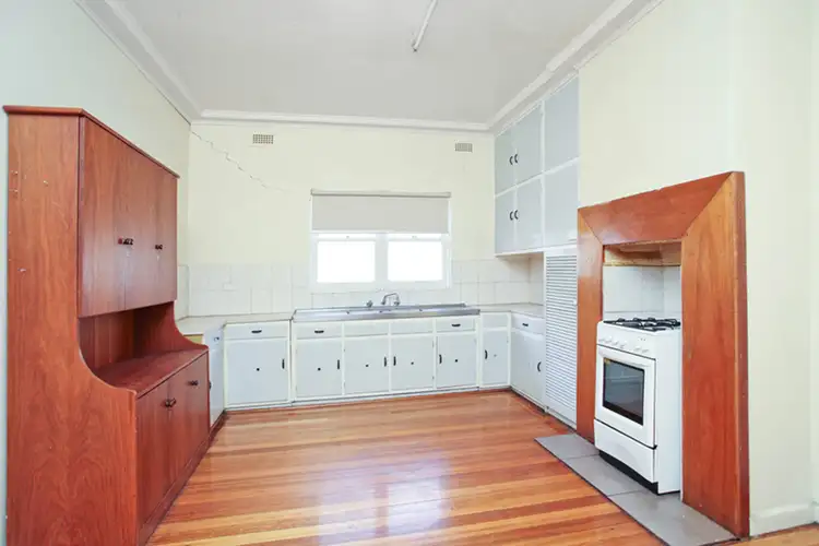 Fourth view of Homely house listing, 17 Simmie Street, Sunshine West VIC 3020