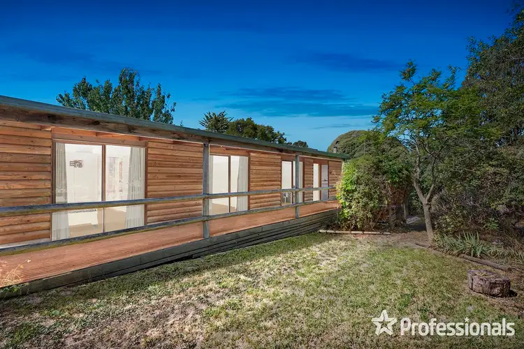 3 Daymar Drive, Mooroolbark VIC 3138